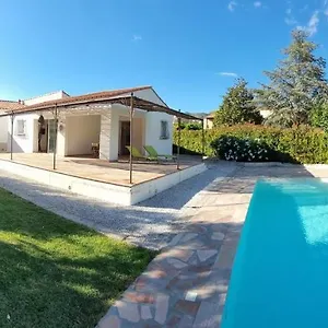 Appartement Indépendant à La Garlaban 3 étoiles, Gémenos